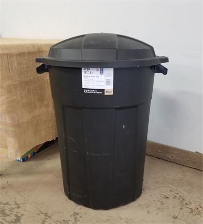 32 Gallon Trash Container w/ Lid