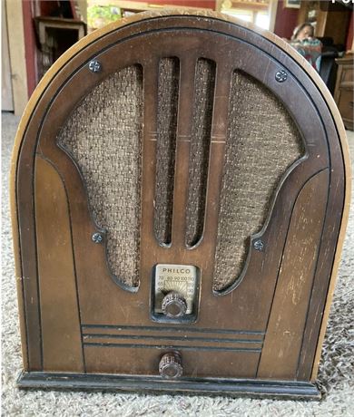 ANTIQUE Philco Radio