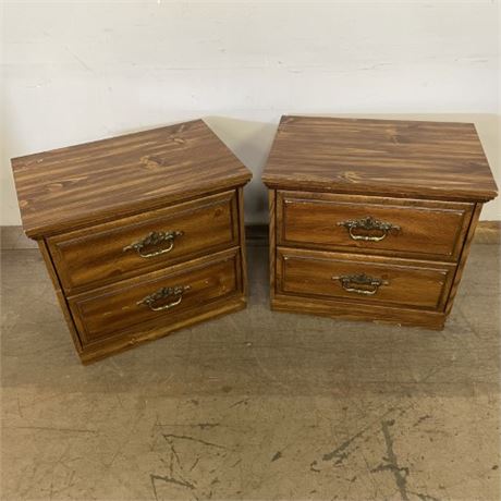 Pair of Bedside Night Stands - 24x16x22