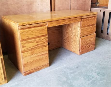 Oak Desk - 60x29x30