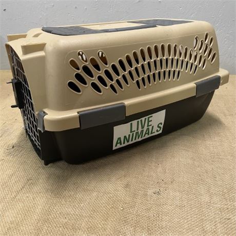 Small Pet Carrier - 12x19x10