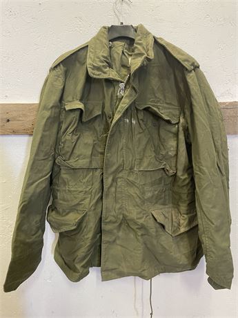 Virtually New USA Army Man's Field Coat - Sz Small