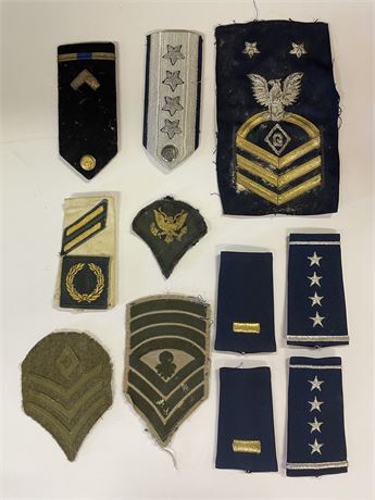 Vintage USA Military Patches and Epaulets