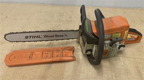 Stihl MS 250 16" Chain Saw...Starts & Runs