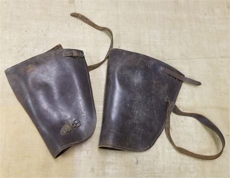 Leather Calvary Gauntlets