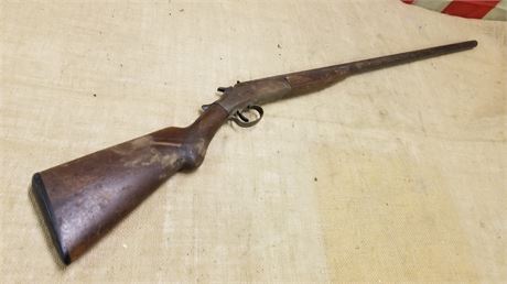 Vintage Wall Hanger Shotgun