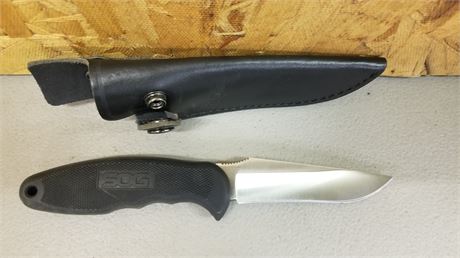 New SOG Knife with Sheath