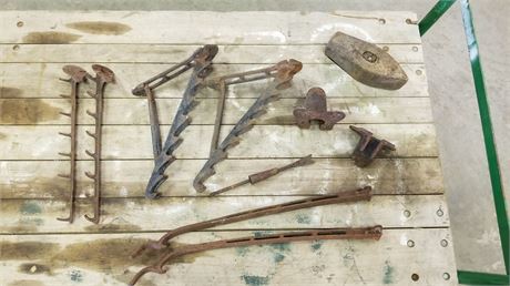 Primitive Cast Metal Wall Hangers