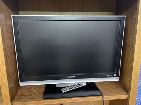32"Magnavox Flat Screen TV w/ Remote