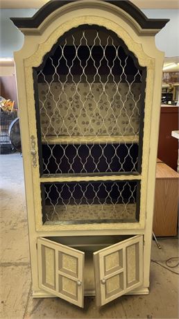 Cool Lighted Hutch - 32x17x75