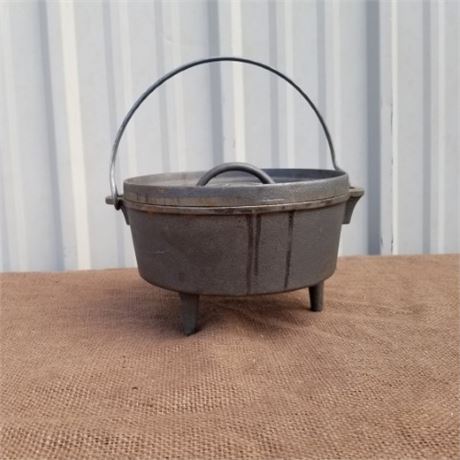 Cast Iron Dutch Oven