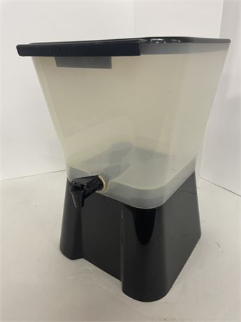 Beverage Dispenser