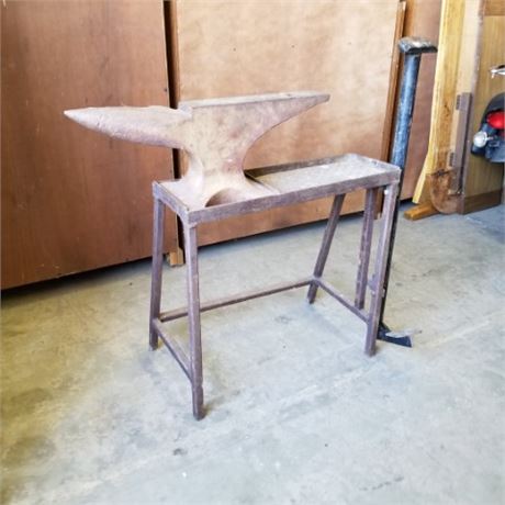 Awesome 100lb Southern Steel Anvil + Work Stand (anvil is 27" long)