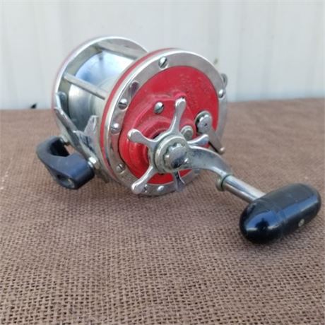 Penn 114 H 6/0 Senator Fishing Reel