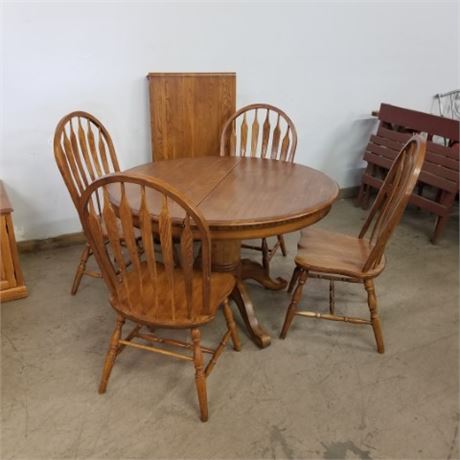 Oak Dining Room Table Set w/ Leaf - 48" Diameter - 72" with leaf