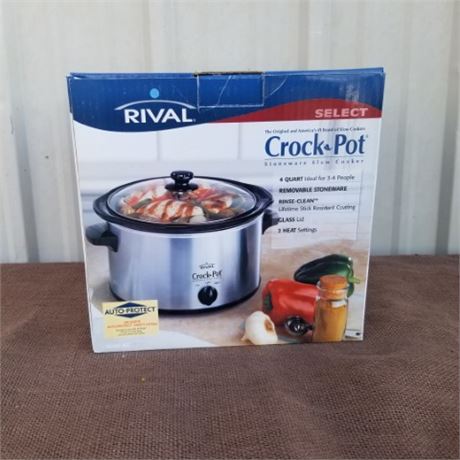 New In Box Crock-Pot