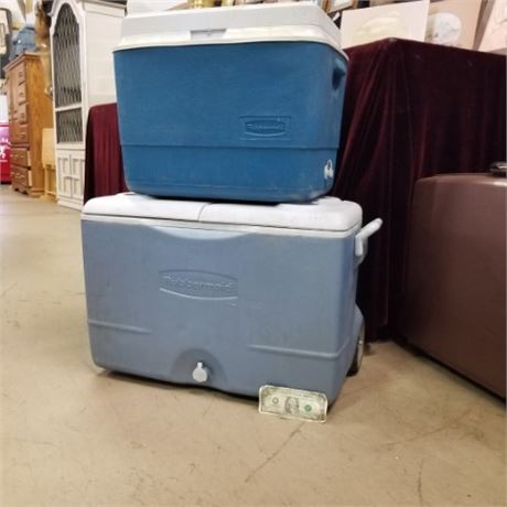 2 Rubbermaid Coolers