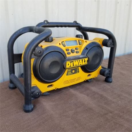 Dewalt Worksite Radio/Charger