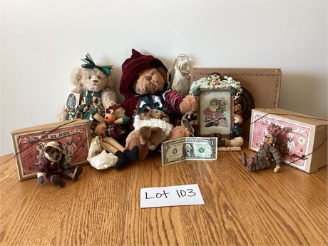 Various Boyds Bears