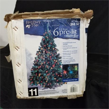 6.5' Pre-lit Artificial Christmas Tree