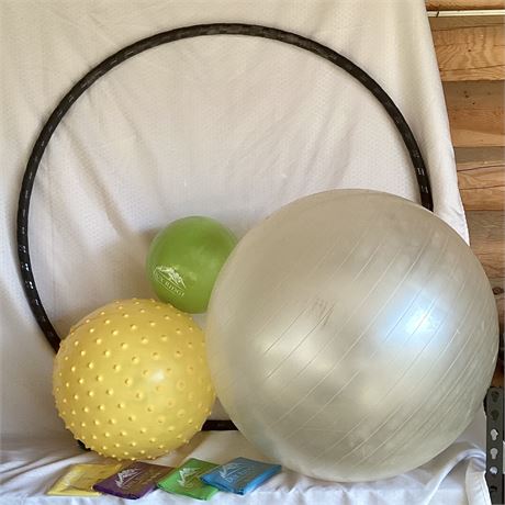 3 Pilates Ball, 4 Resistance Bands, Weighted Hula Hoop