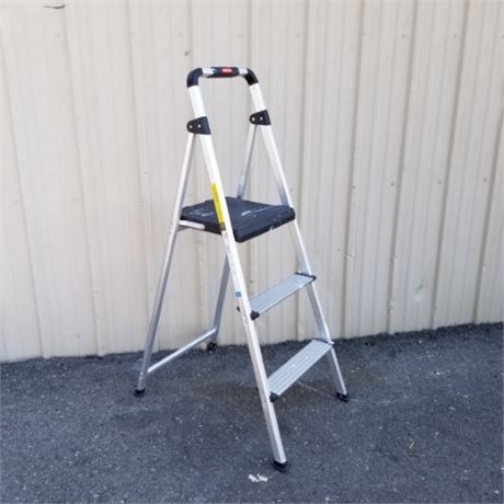 Rubbermaid 3' Step Stool