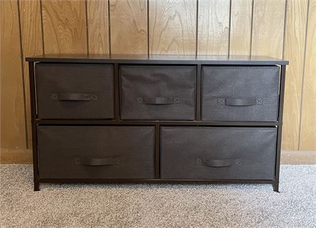 Storage Dresser / Organizer Unit With 5 Fabric Drawers