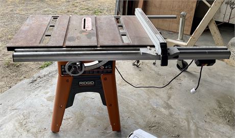 RIDGID Table Saw - 1.5 HP Heavy Duty Commercial Grade