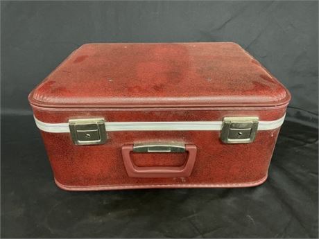 Vintage Personal Carry On Luggage - 18x14x9