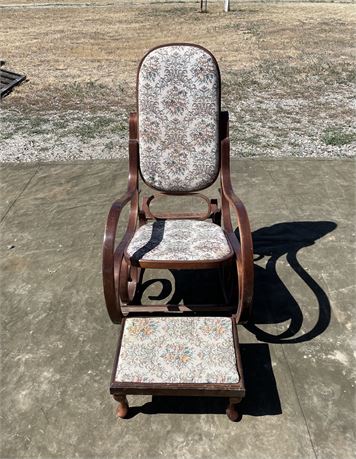 Antique/Vintage Rocking Chair With Foot Stool