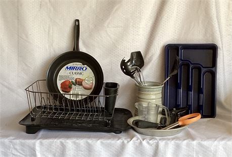 Kitchen  Assortment 6 - Dish Rack, Silverware Tray, Fry Pan