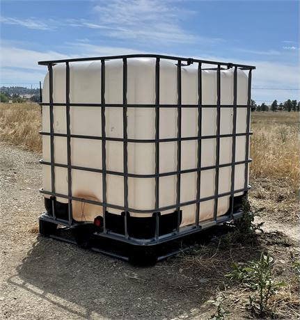 Portable Liquid Storage Tank 250 Gallon