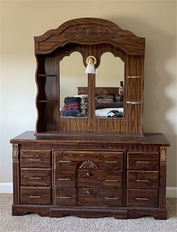 Dresser With Removable Mirror