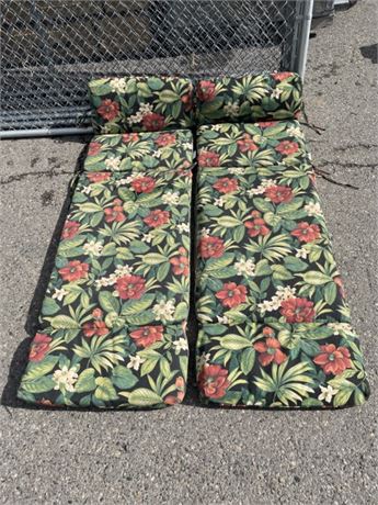 2 Outdoor Chaise Cushions