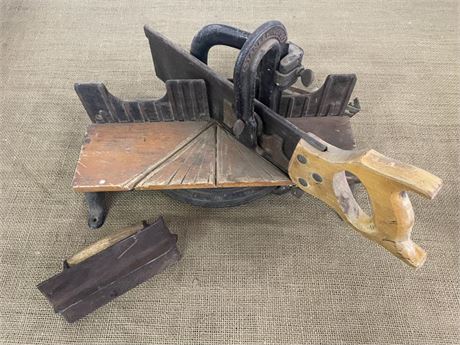 Vintage Stanley 150 Mitre Box/Saw & Concrete Tool