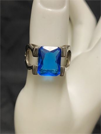 Blue Stone Silver Tone Ring - Size 7
