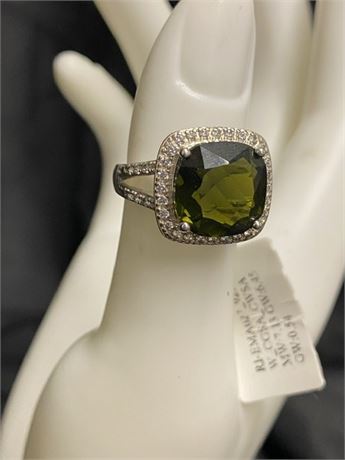 Sterling Green Stone Ring Size 7