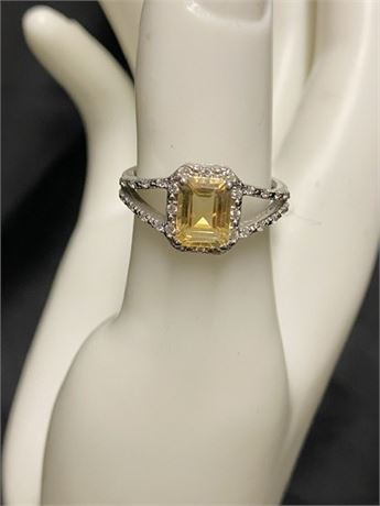 Sterling With Yellow Stone and Small Diamond Like Stones Size 8.5