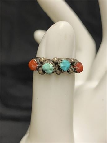 Turquoise and Red Stone Size 5.5