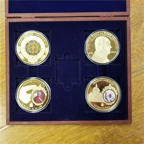 Pope Francis Coins - 3" Diameter