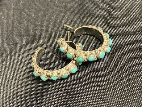 Turquoise stone earrings