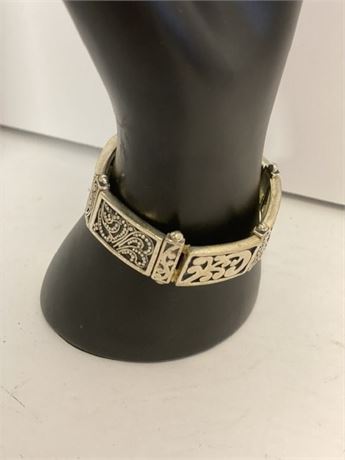 Square Paisley Design Bracelet