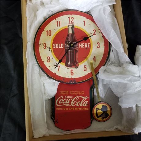 NIB Coca-Cola Parlor Clock🕰️ 10x16