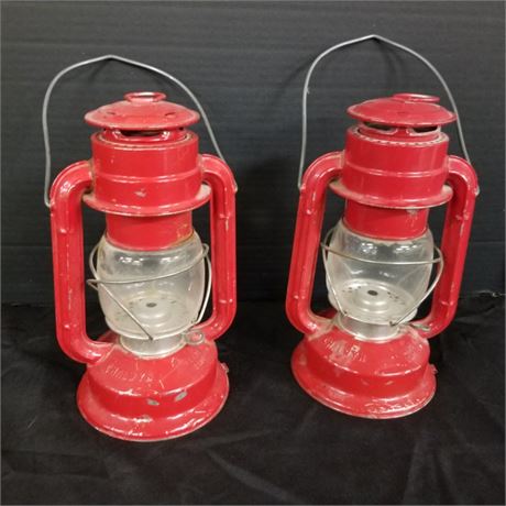 2 Red Lanterns