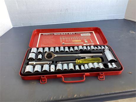 Socket Set