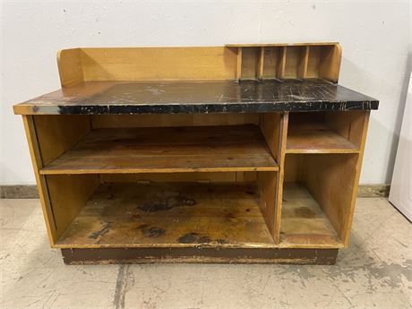 Workshop Bench, 60x30x43