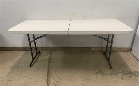 Folding Banquet Table, 72x30x29