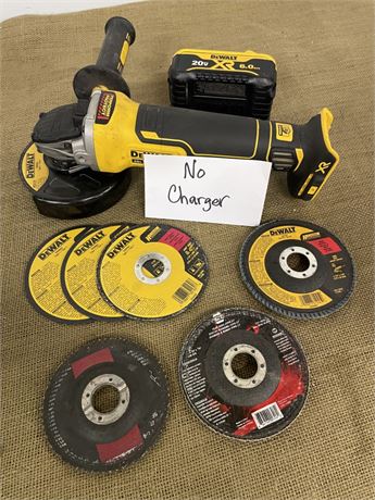 DeWalt 20v 4.5" Angle Grinder w/ Battery, No Charger