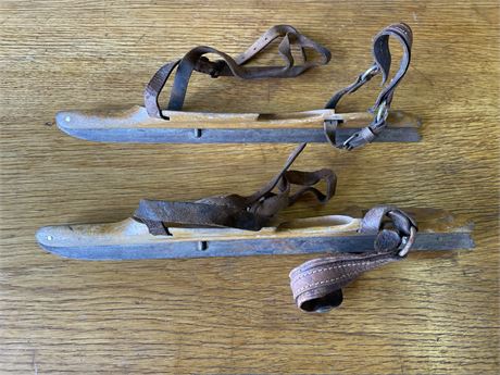 Antique Ice Skates, 17" long