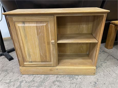 High Quality Ranch Oak Cabinet, 36x12x29